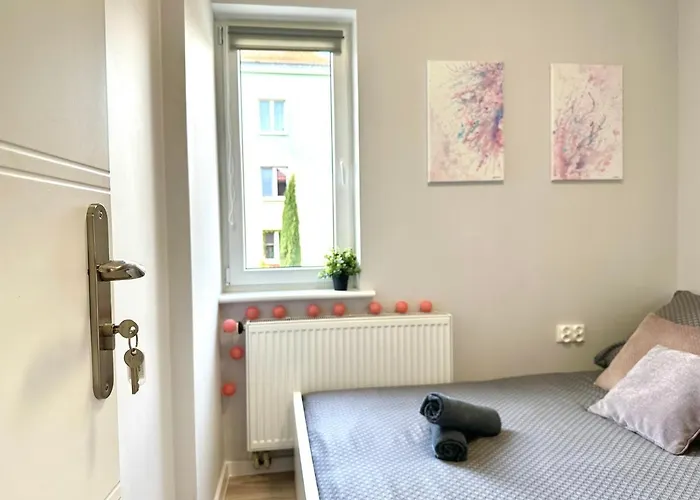 ホームステイ Mmrent Pink Fusion グダニスク