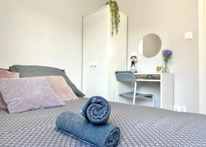 Mmrent Pink Fusion ホームステイ