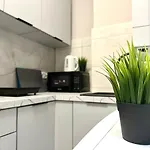 Mmrent Pink Fusion Homestay